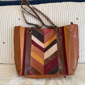 THE SAK Indio Chevron Shoulder Bag Tote (brown multi leather)